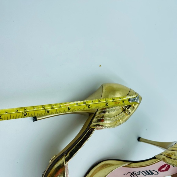 Chrome Gold Metallic Shiny Buckle Pointed Toe Stilettos - Picture 5 of 8